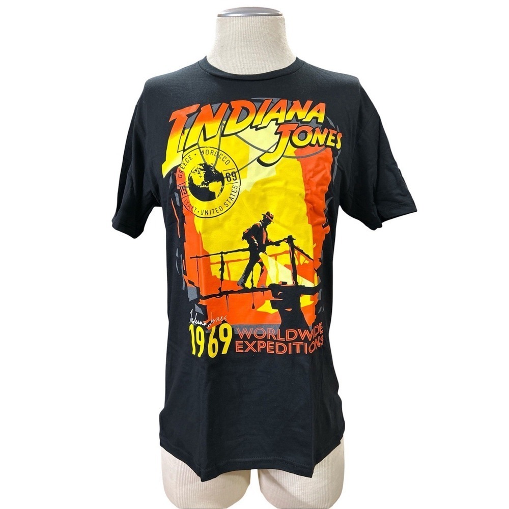Indiana Jones Mens Shirt 1969 WorldWide Expeditions Size Small 34/36 Black